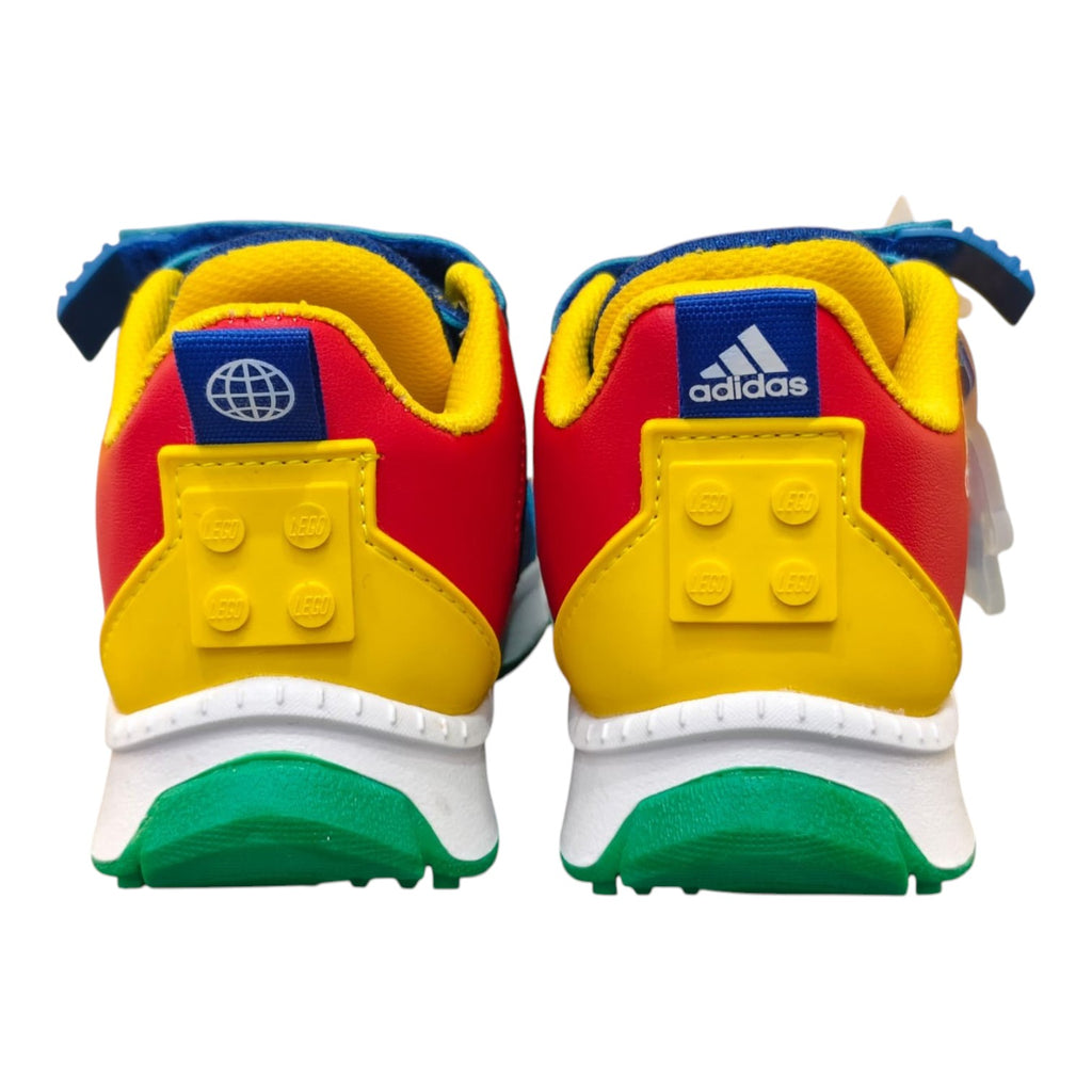 Tenis de contactel Adidas en colaboracion con Lego