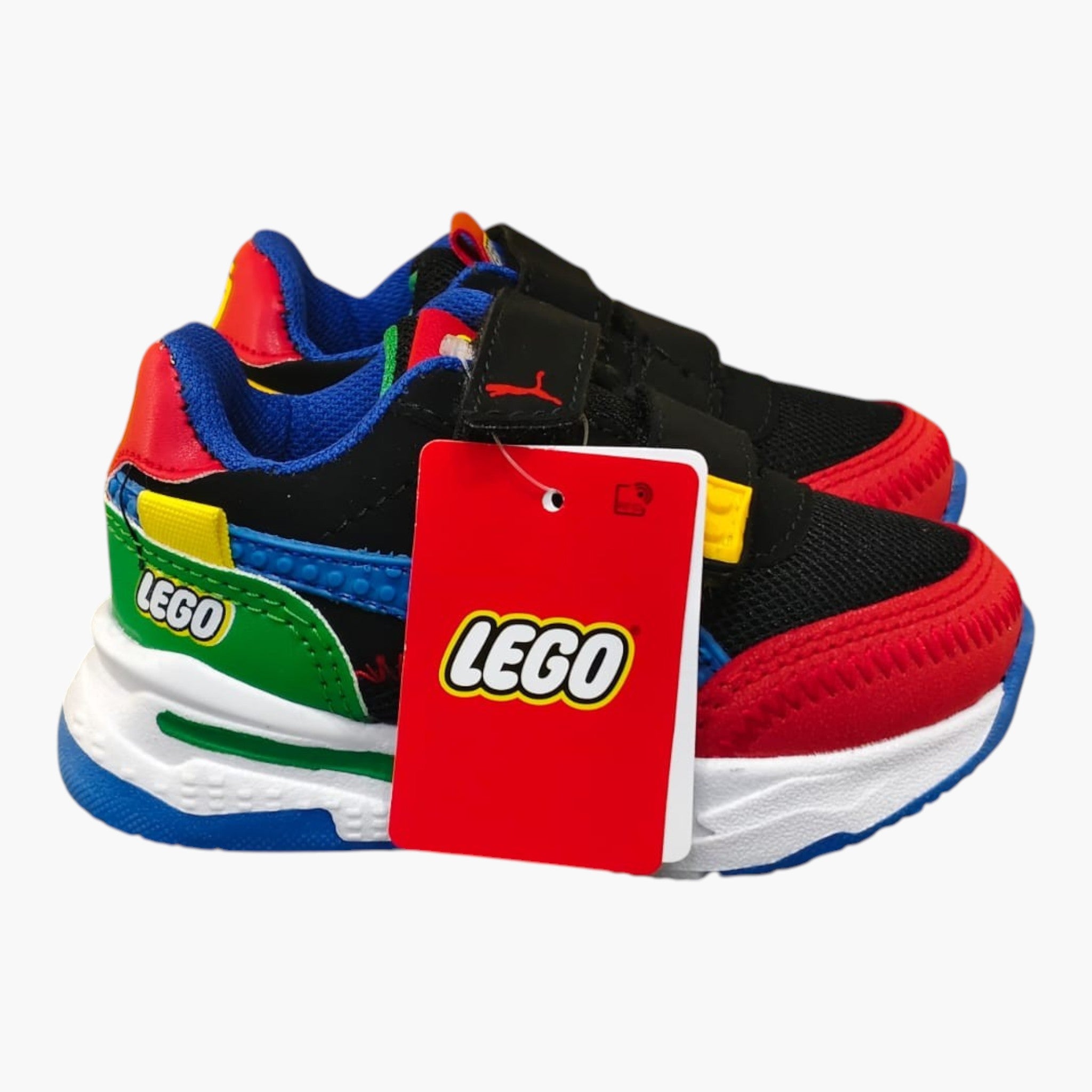 Tenis de contactel para bebes Adidas en colaboración con Lego