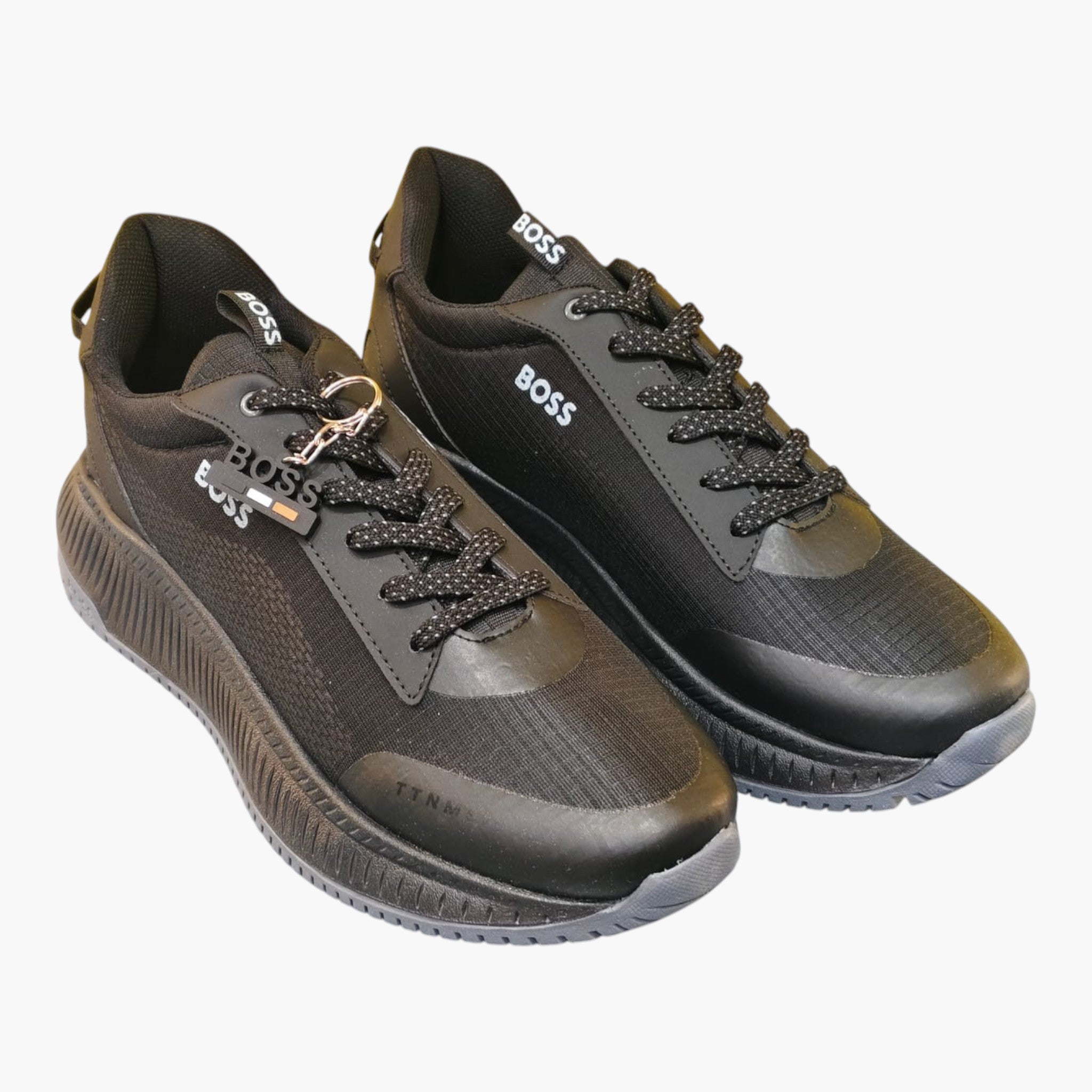 Zapato tenis Hugo Boss para caballero TTNMEVO negro