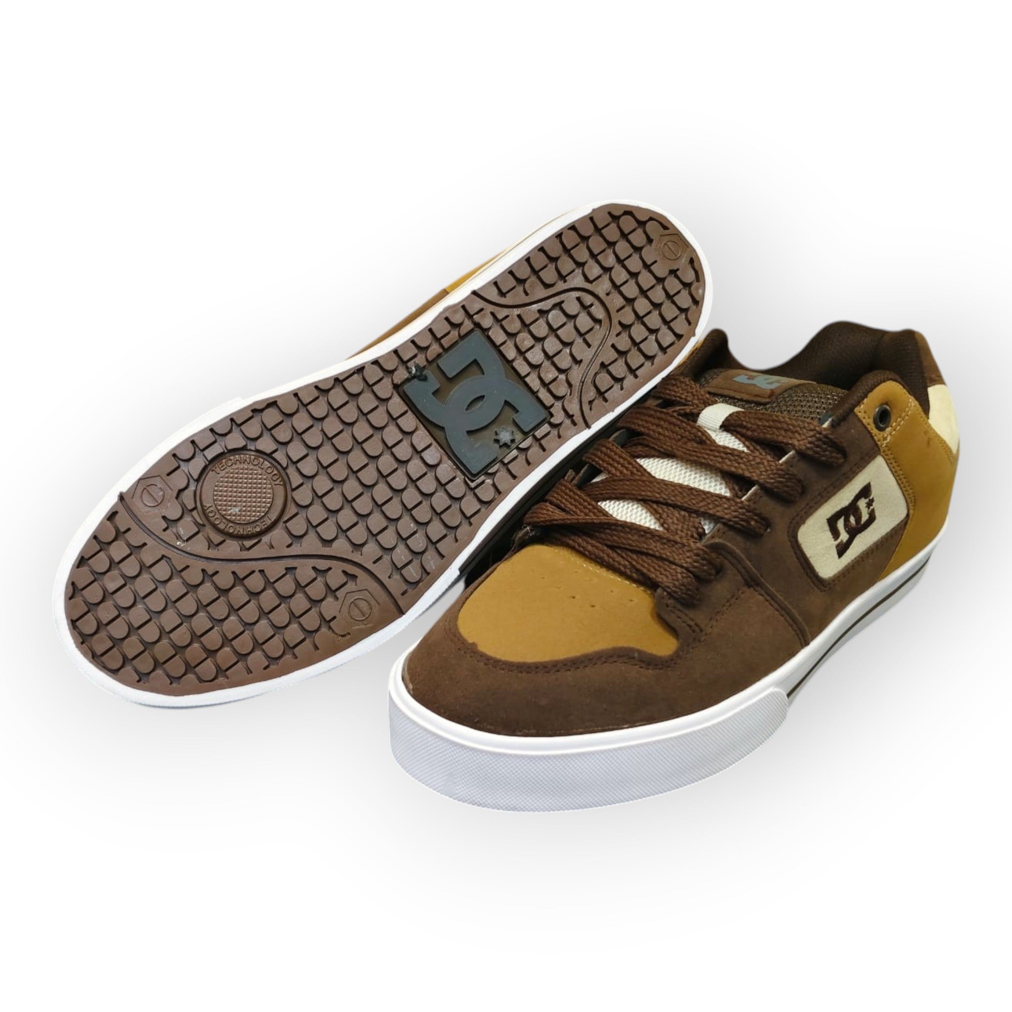 Sneakers DC Graffik Moka Camel Rompope