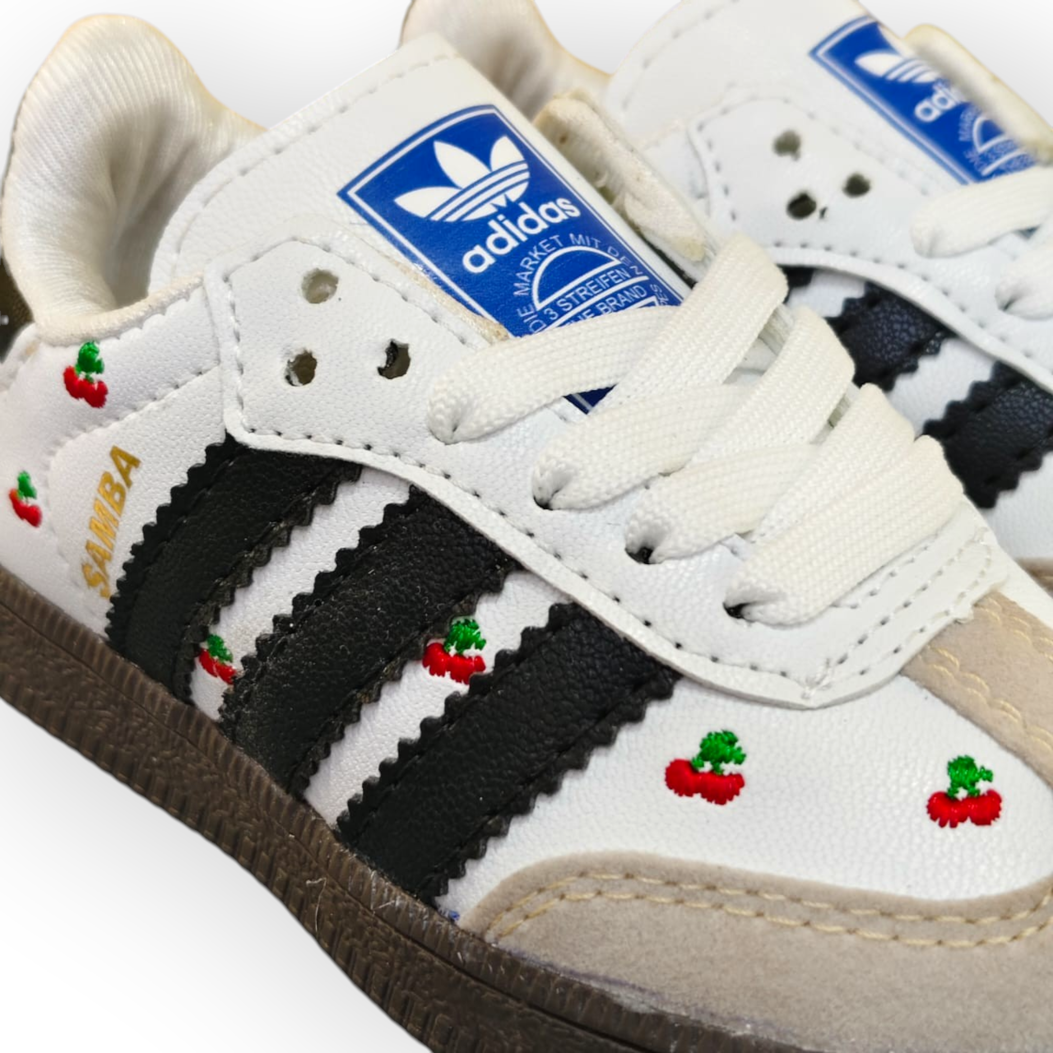 Adidas Samba Blanco/Negro Cerezas