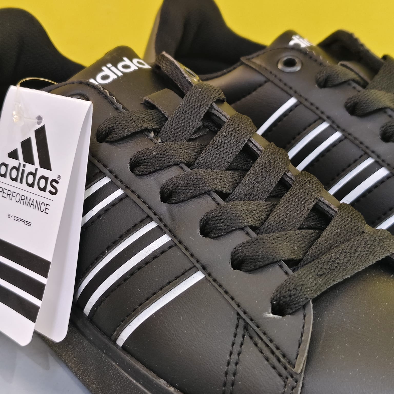 ADIDAS ADIS NEGRO BLANCO